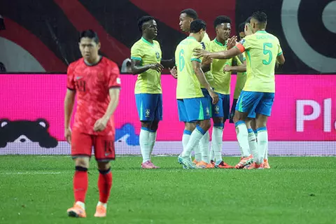 تشكيل البرازيل.. ثلاثي بريميرليج بالوسط.. وفينيسيوس يقود الهجوم أمام السنغال